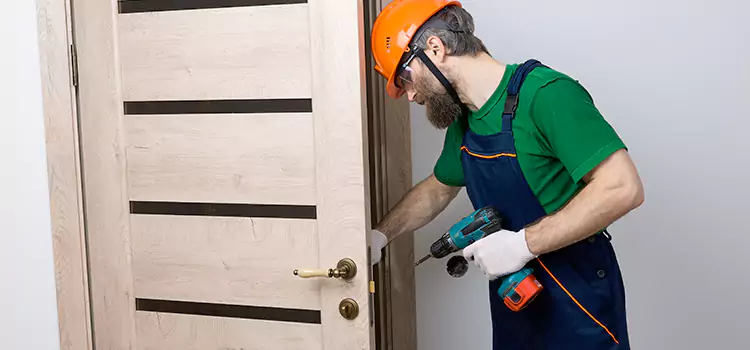 Replace Internal Door Handle with Lock Syosset